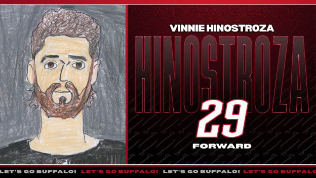 29 Vinnie Hinostroza