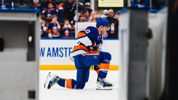 20260328_FLA_NYI_WARMUPS-15