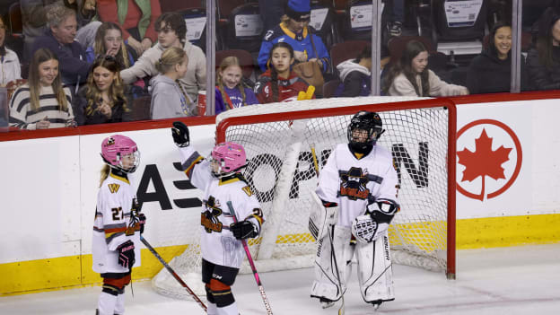 20260401_PWHL_FLA1531_JP