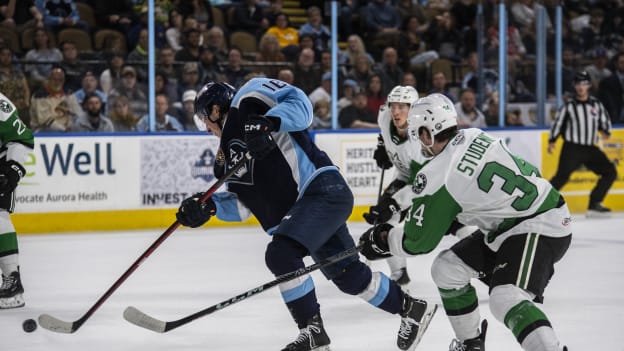 Calder Cup Playoffs Game One: Stars vs. Ads