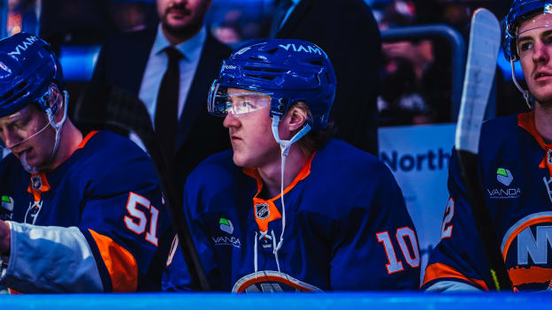 20260101_UTA_NYI_SHOWOPEN-19