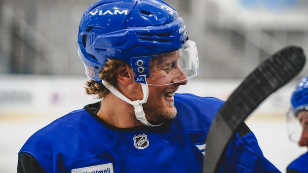 20250919_NYI_TRAININGCAMP_JOHNSTON-39