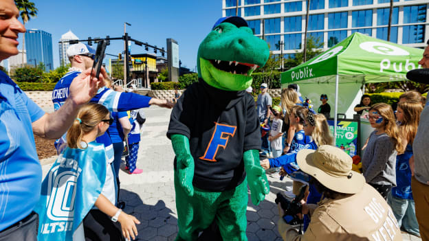 260328-ThunderBug-Birthday-019