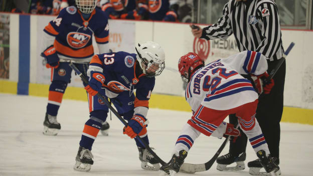 PHOTOS: Jr. Isles vs Pointe-Levy Corsaires