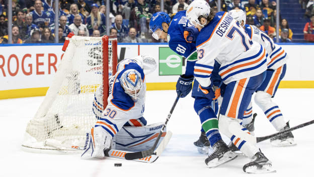 Live Coverage: Oilers at Canucks (Game 5)
