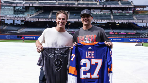 PHOTOS: Anders Lee Throws First Pitch at Mets Game