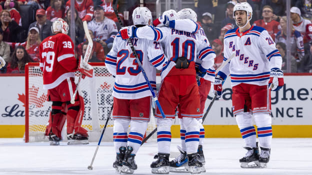 New York Rangers v Detroit Red Wings