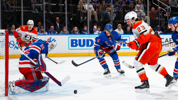 Anaheim Ducks v New York Rangers