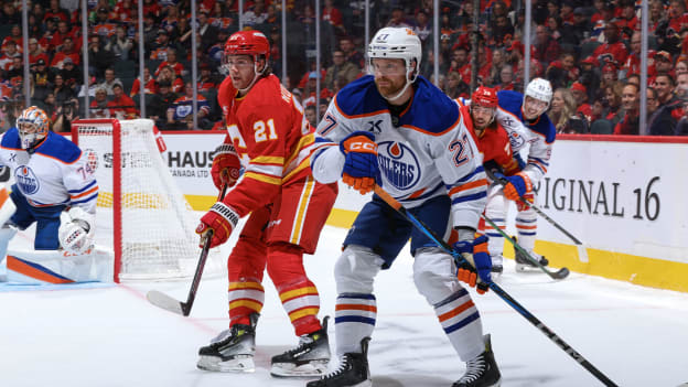 Edmonton Oilers v Calgary Flames