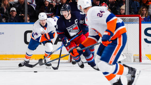 New York Islanders v New York Rangers