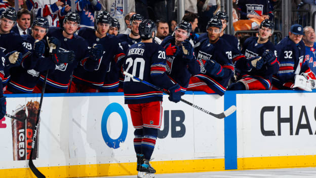 New York Islanders v New York Rangers