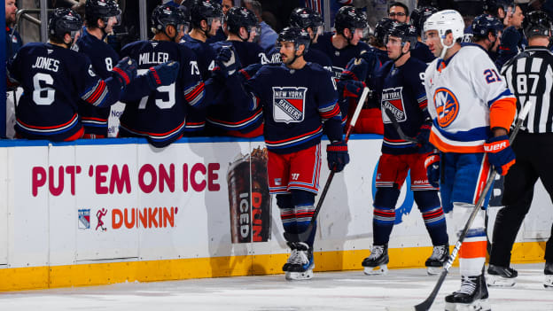 New York Islanders v New York Rangers