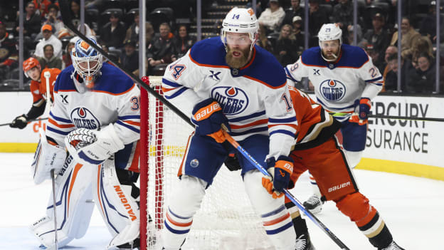 Edmonton Oilers v Anaheim Ducks