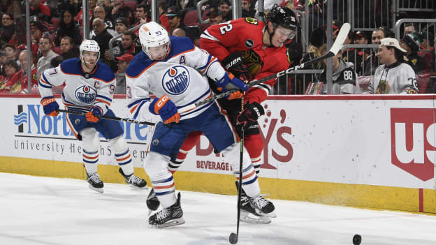 Edmonton Oilers v Chicago Blackhawks