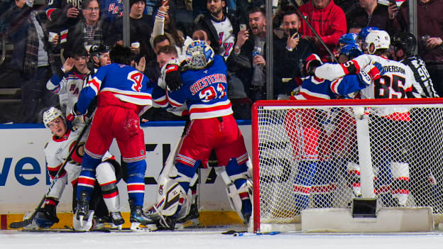 Ottawa Senators v New York Rangers