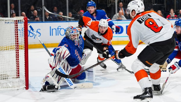 Philadelphia Flyers v New York Rangers