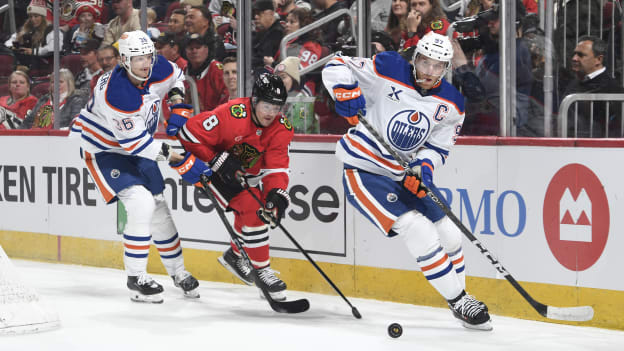 Edmonton Oilers v Chicago Blackhawks