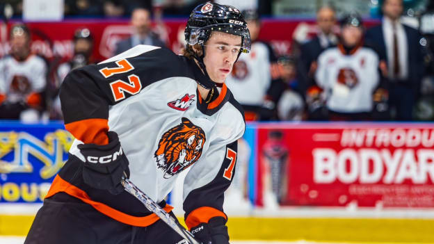 McKenna à Penn State : «C’est gros pour le hockey universitaire»