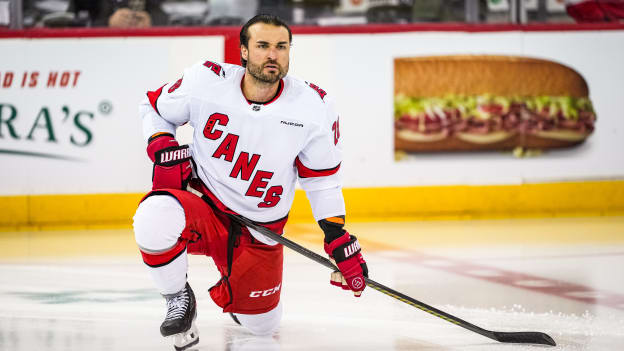 4_250427_CARvsNJD_RD1_GM4_JL105593