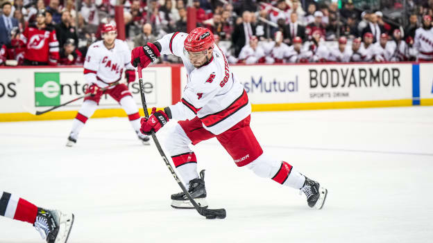 16_250427_CARvsNJD_RD1_GM4_JL201108