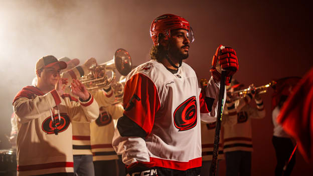 250806_Creative_Away_Jersey_Stage_Set_JL108034