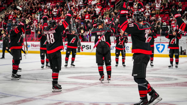 251009_NJDvsCAR_JL102991