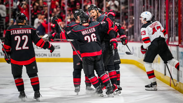 251009_NJDvsCAR_JL101349