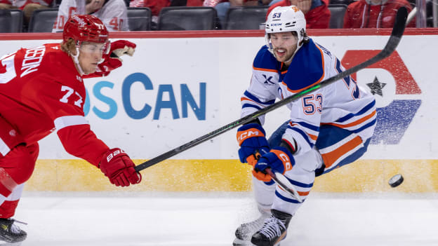 Edmonton Oilers v Detroit Red Wings