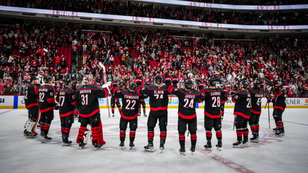 251011_Select_Favorites_JL206553