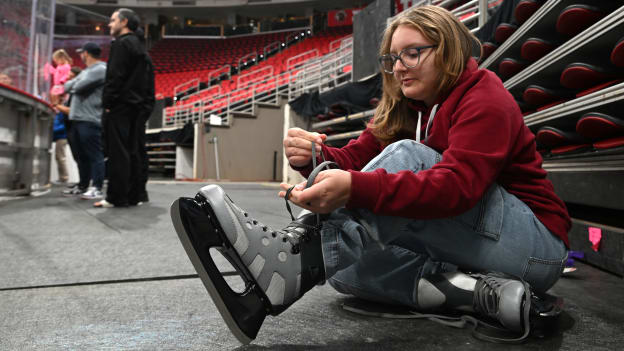 251003IIHFGirlsHockey0090_kdg