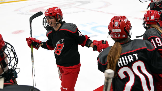 251003IIHFGirlsHockey0057_kdg