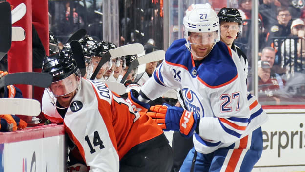 Edmonton Oilers v Philadelphia Flyers