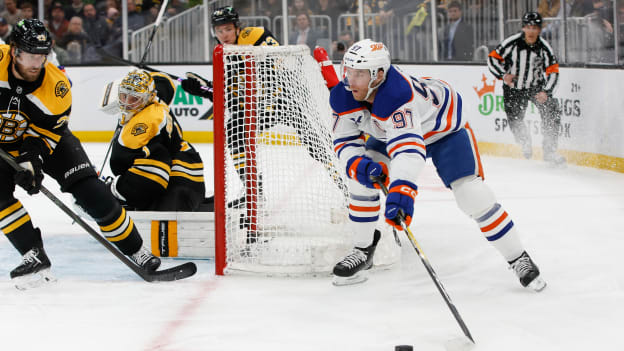 Edmonton Oilers v Boston Bruins