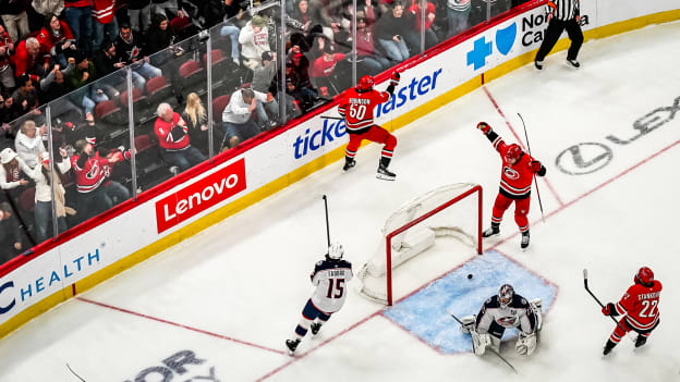 251209_December2025_Favorites_CAR06389