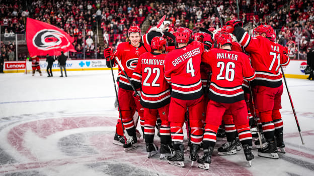 251214_December2025_Favorites_JL200088