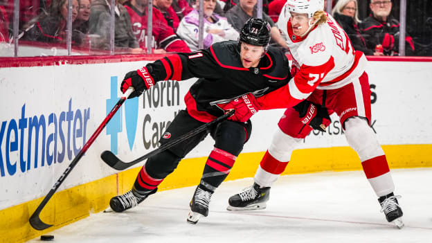 251227_December2025_Favorites_JL104906