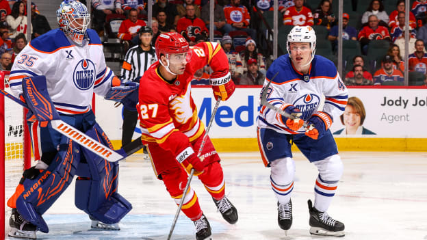 Edmonton Oilers v Calgary Flames