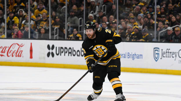 Bruins behöver mer från Elias Lindholm