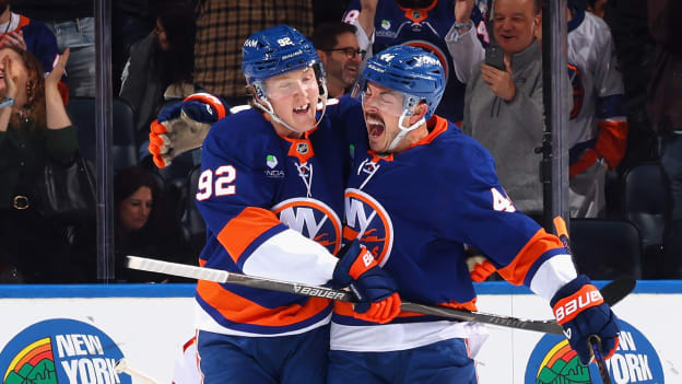 NYTT NUMMER, SAMME HOLMSTRÖM