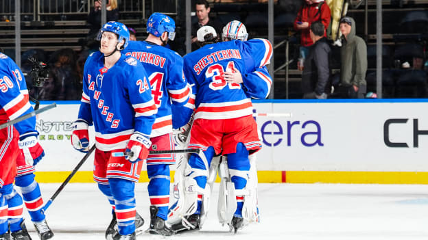 Chicago Blackhawks v New York Rangers