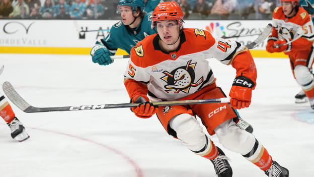 Rookie Sennecke helping Ducks’ playoff push