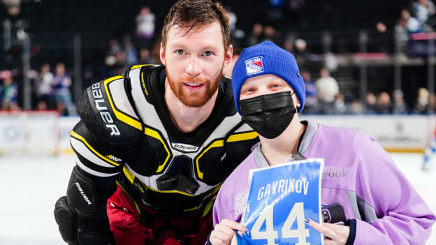 JS_NYR_040826_JS108095