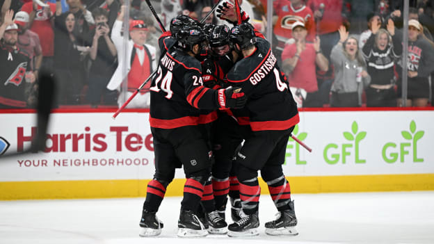 Hurricanes 3, Golden Knights 2