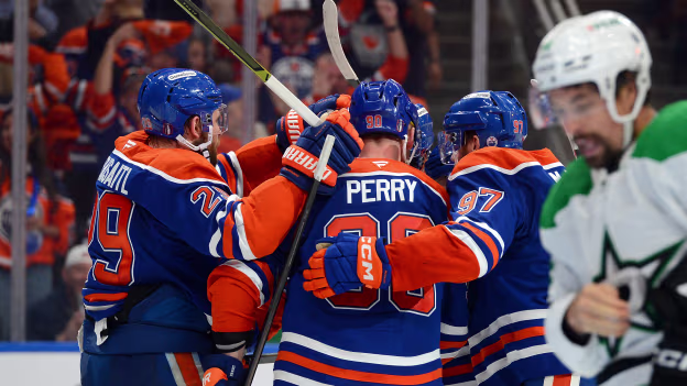 Perry takes back the lead on the power play