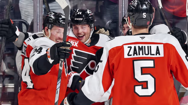 Flyers net 3 goals in :26
