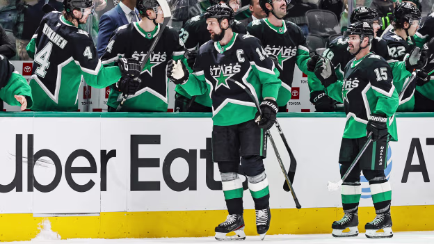 UTA@DAL: Benn scores goal against Vitek Vanecek