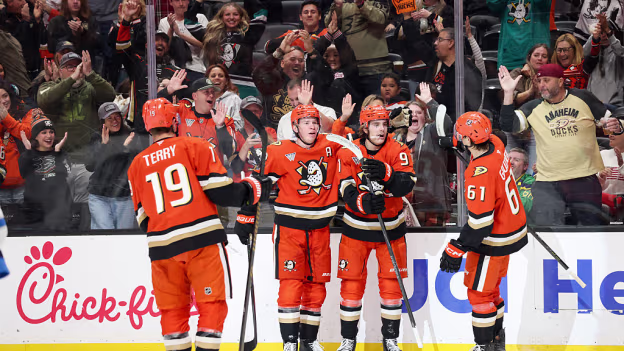 Carlsson scores on the power play to make it 2-0