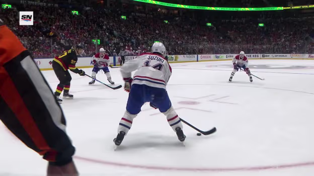 MTL@VAN: Suzuki scores PPG against Kevin Lankinen
