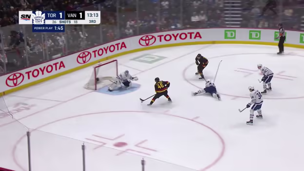 Pettersson's short-handed goal
