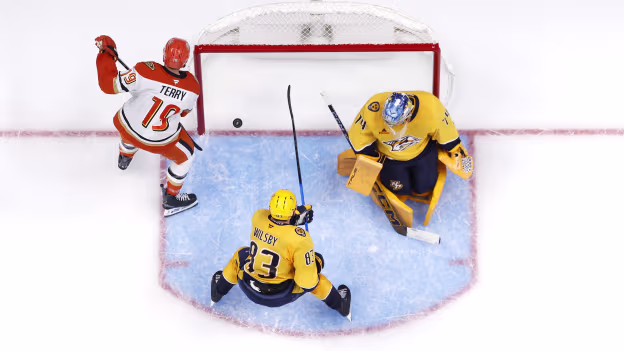 ANA@NSH: Terry scores goal against Juuse Saros